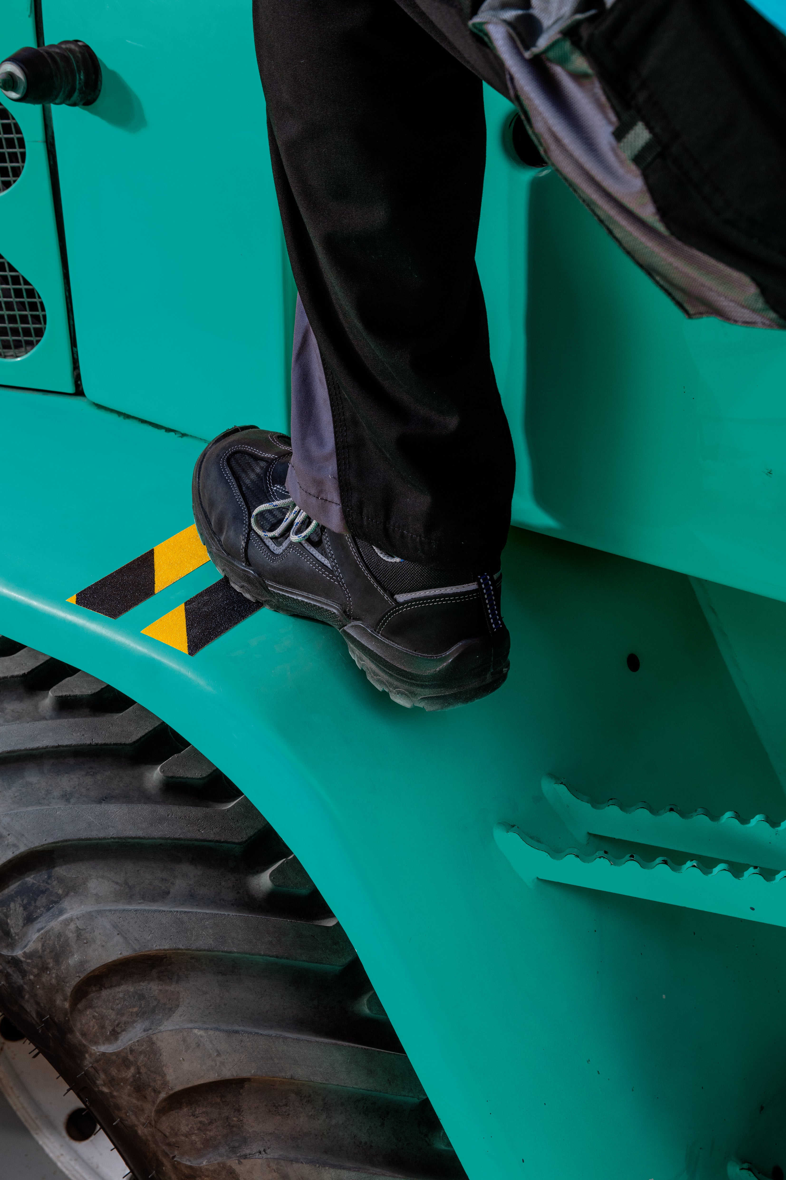 Durable DURALINE GRIP+ Strong Anti Slip Hazard Warning Floor Tape | 1" x 50ft