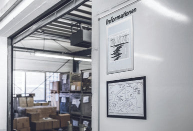 Durable DURAFRAME Magnetic Sign Holder | Half-Letter 5.5" x 8.5" | Black | 2 Pack