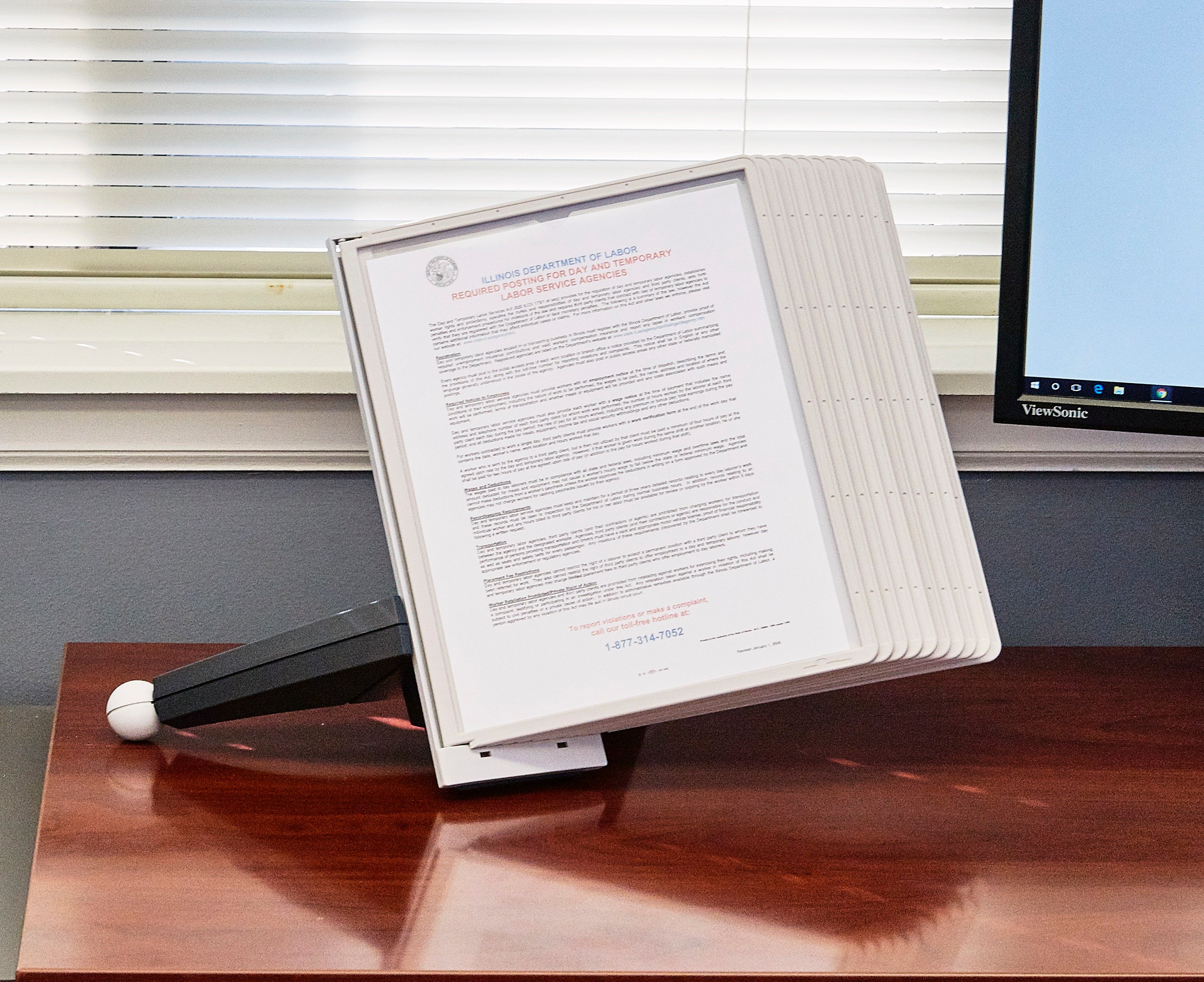 Durable SHERPA Desk Reference System | 10 Panels | Letter Size | Gray