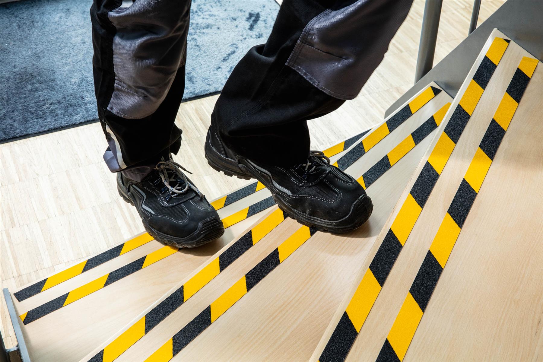 Durable DURALINE GRIP Strong Anti Slip Hazard Warning Floor Tape | 0.98" x 15m