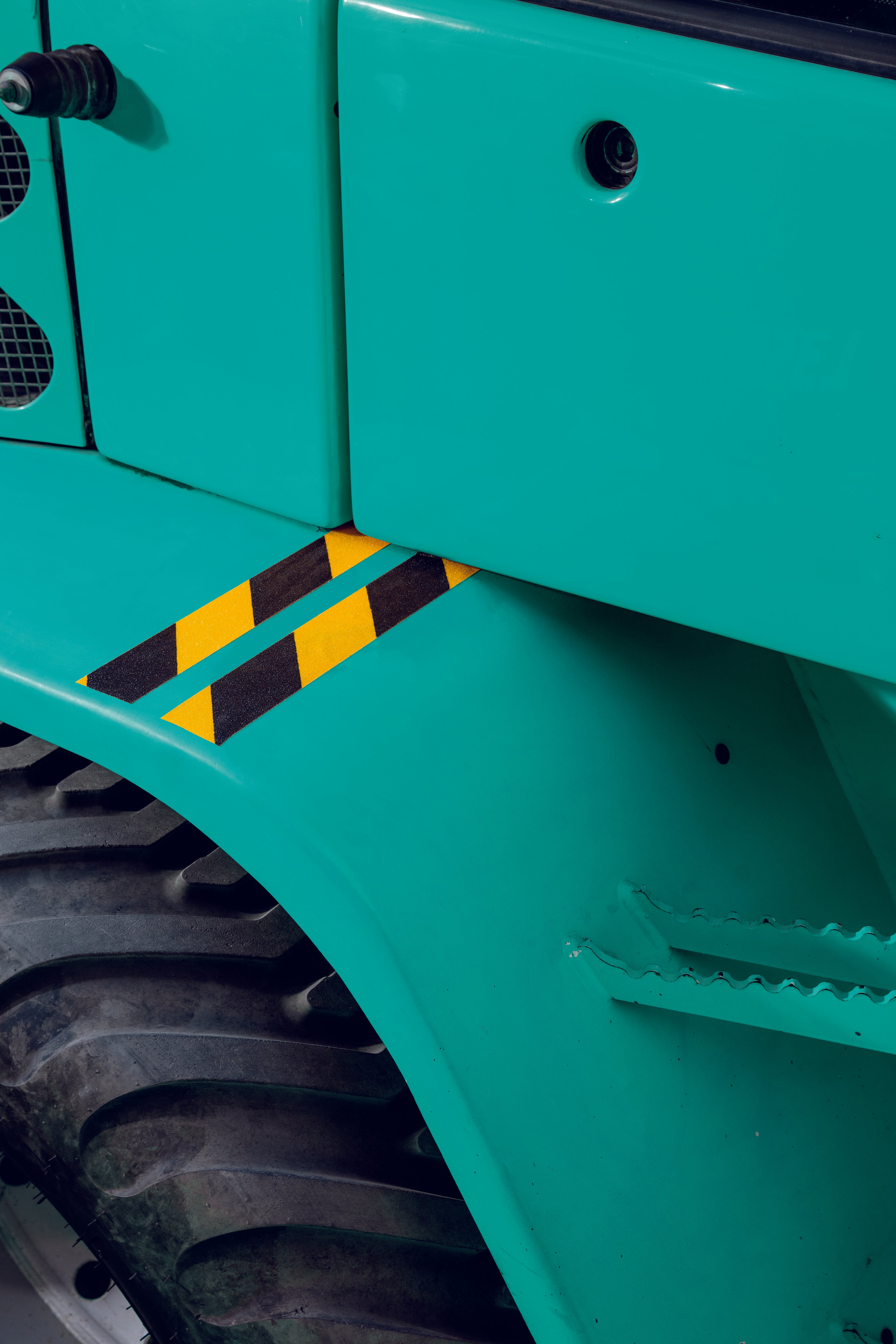 Durable DURALINE GRIP+ Strong Anti Slip Hazard Warning Floor Tape | 0.98" x 15m