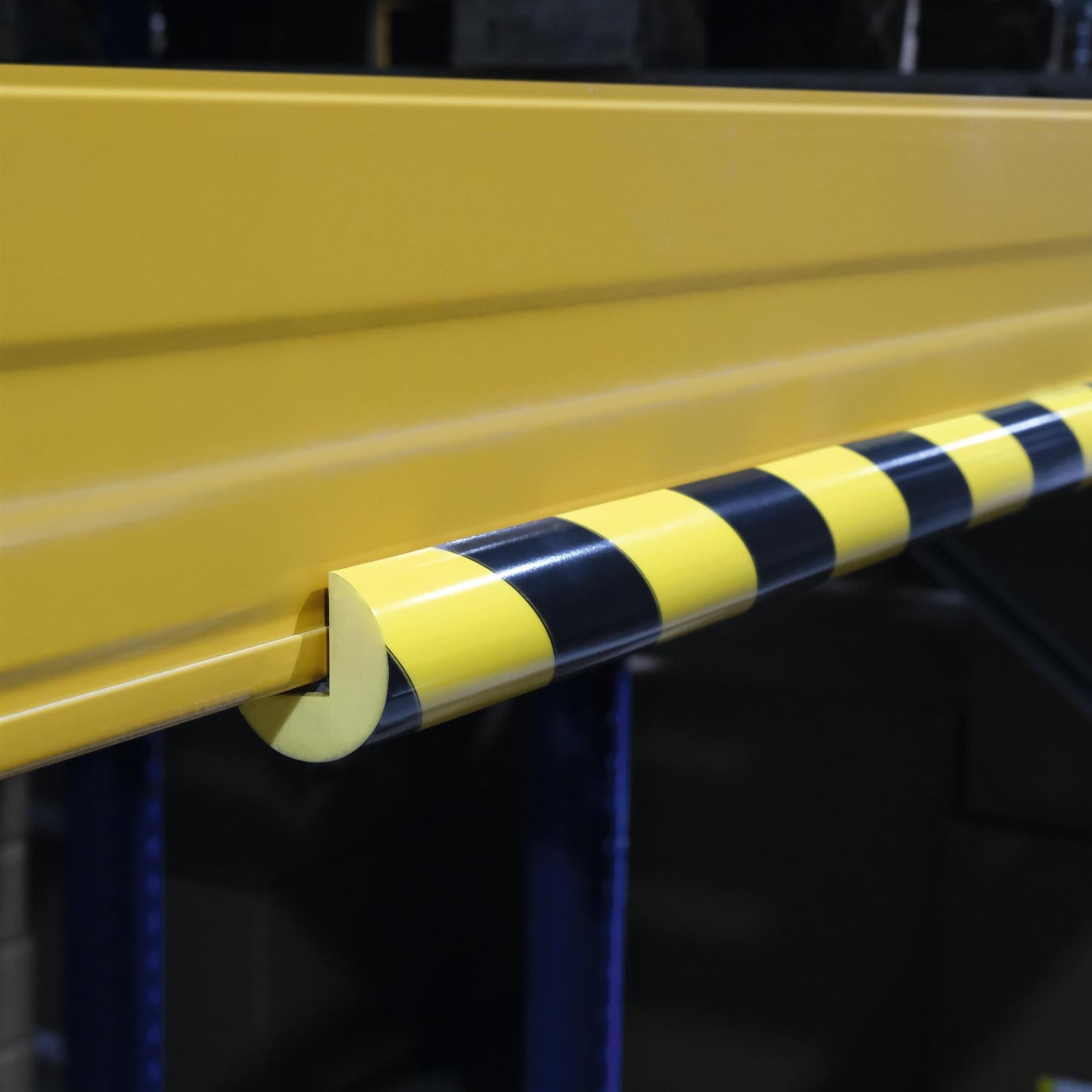 Durable Magnetic Corner Protection Profile C25R | High-Impact Edge Protection 1M | Pack of 5