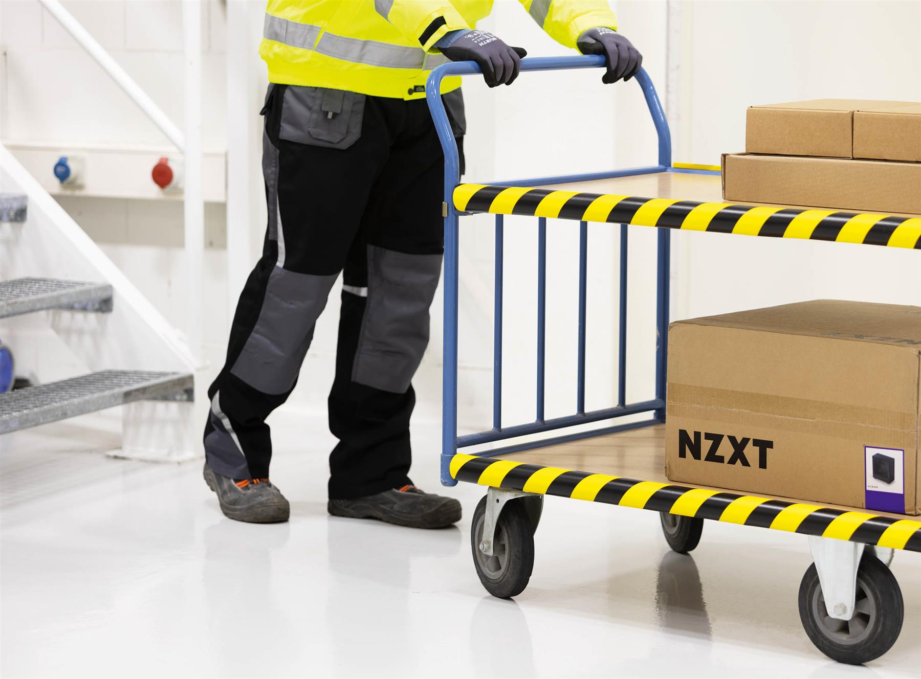 Durable Adhesive Warning Pipe Impact Protection Profiles P30 | 1 Meter | Pack of 5