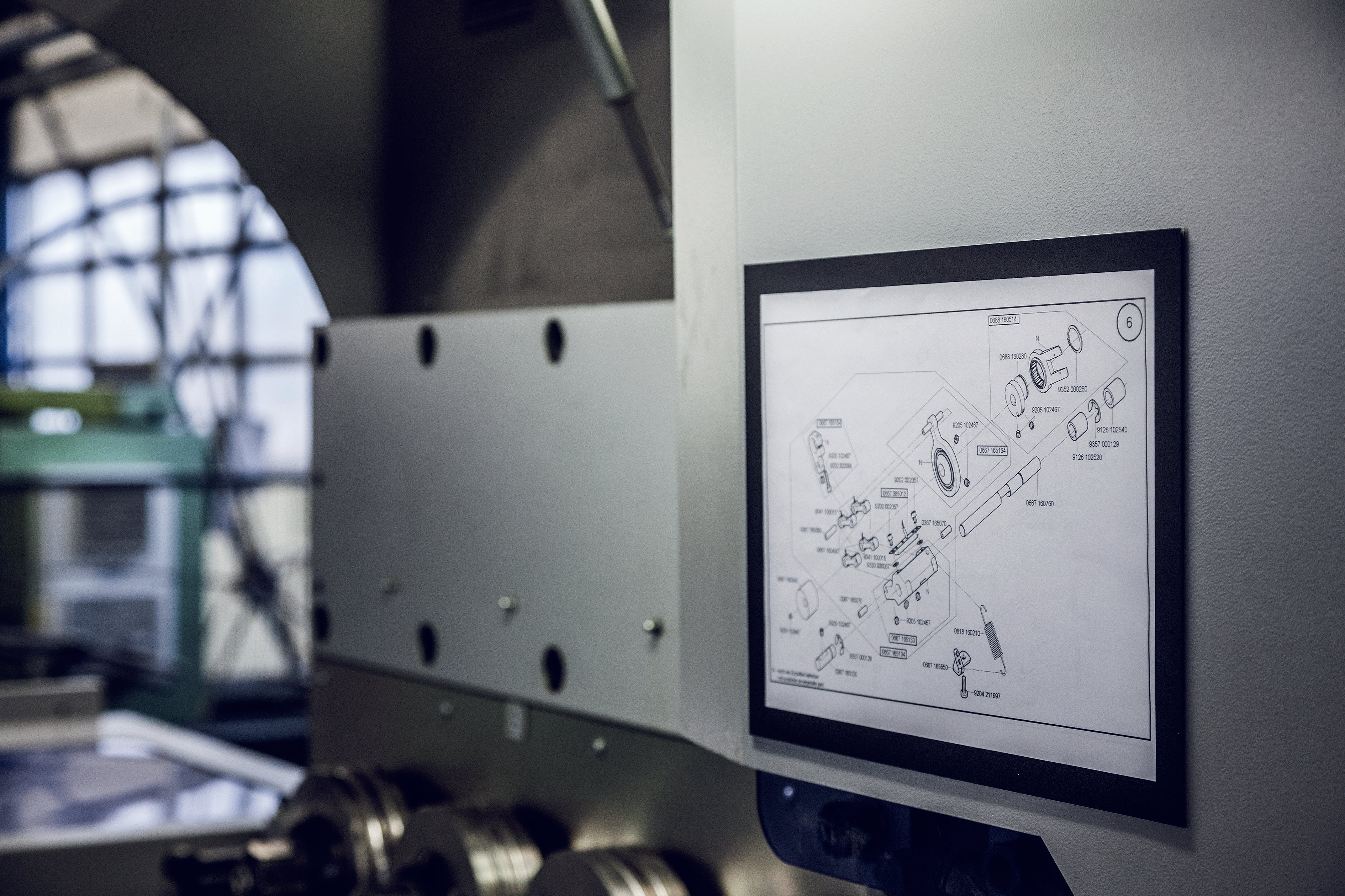 Durable DURAFRAME Magnetic Sign Holder | Letter Size  8.5" x 11" | Black | 2 Pack