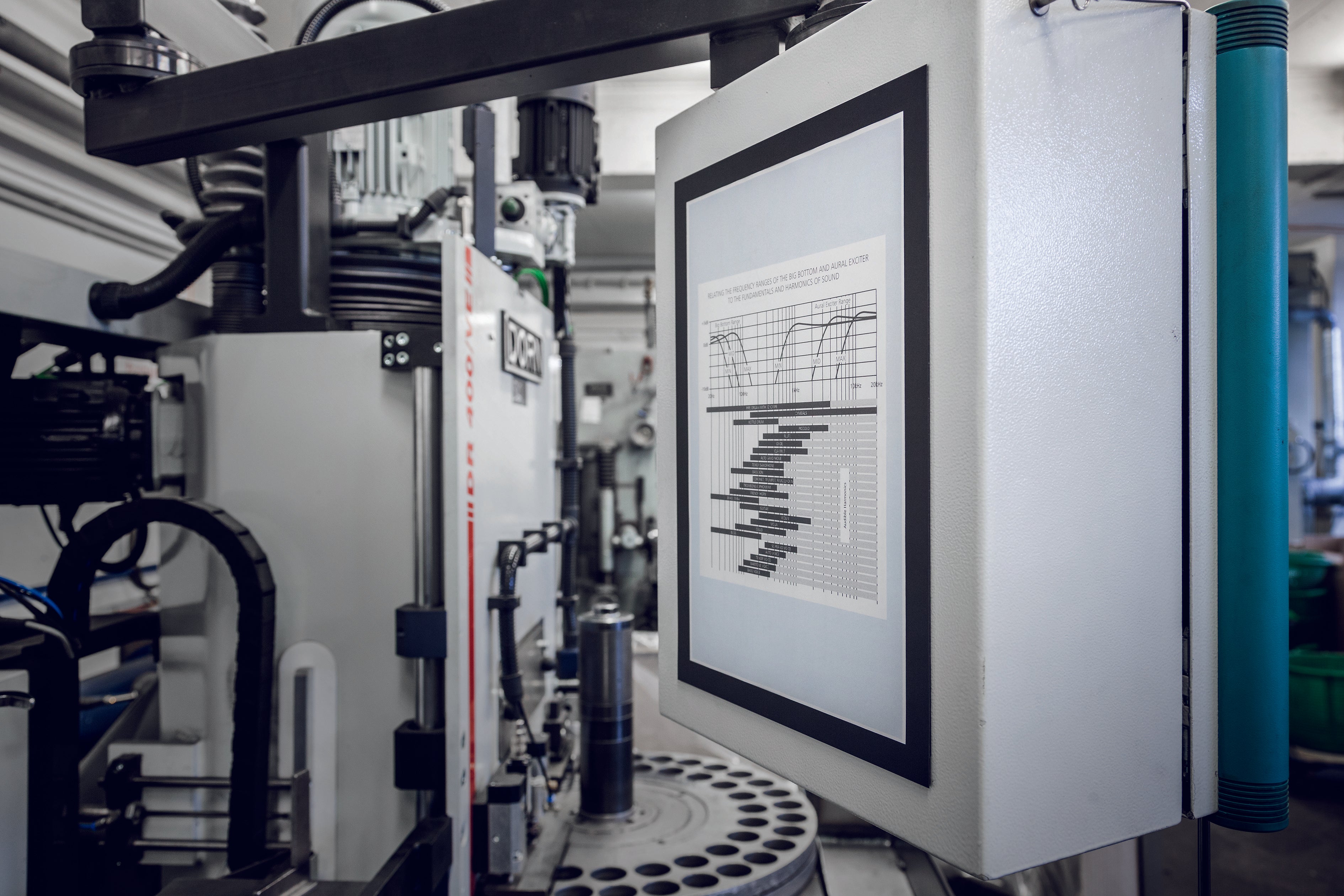 Durable DURAFRAME Magnetic Sign Holder | Letter Size  8.5" x 11" | Black | 2 Pack