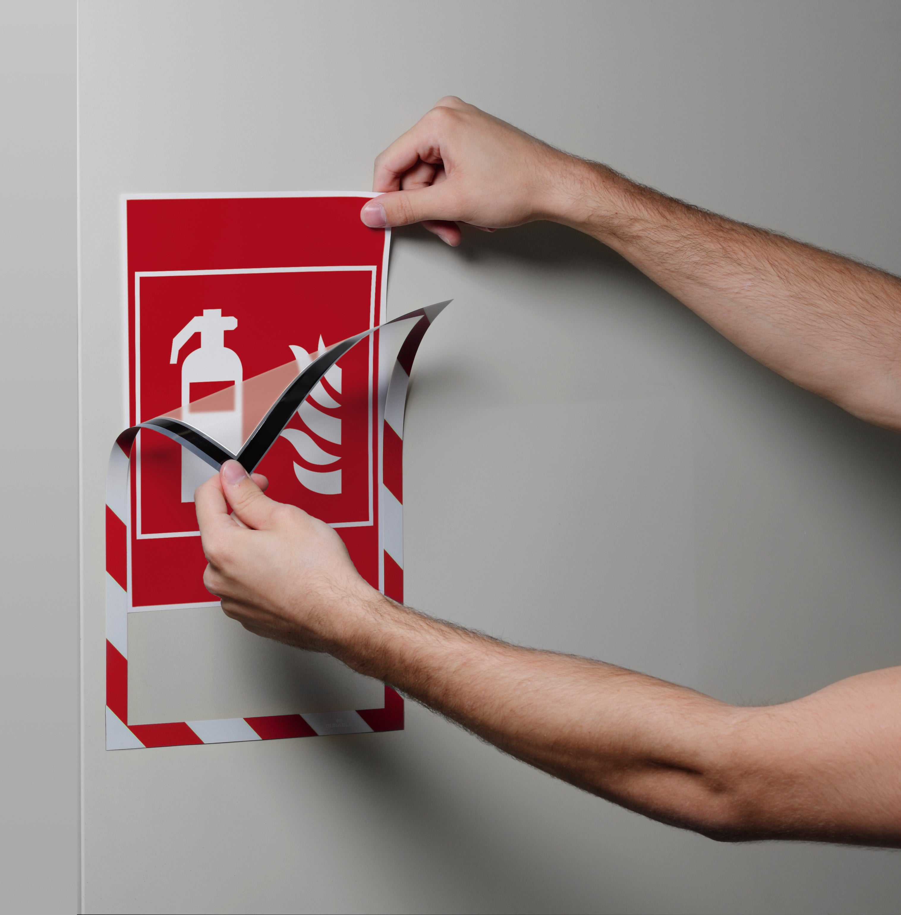 Duraframe Security Infoframe with Fire Extinguisher Sign