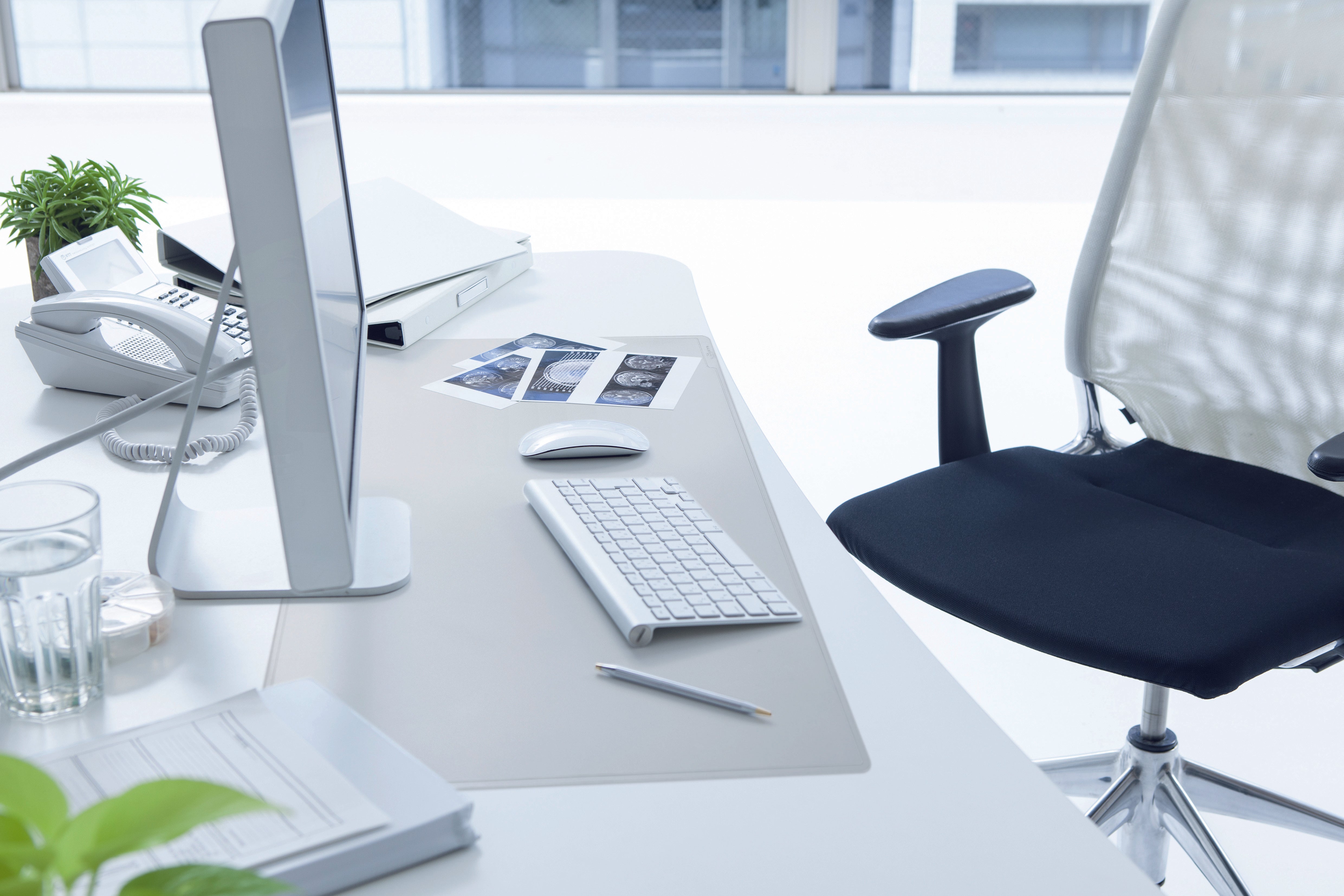 Durable DURAGLAS Clear Waterproof Non-Slip Desk Pad Protector Mat | 26" x 19" Inches | Pack of 5