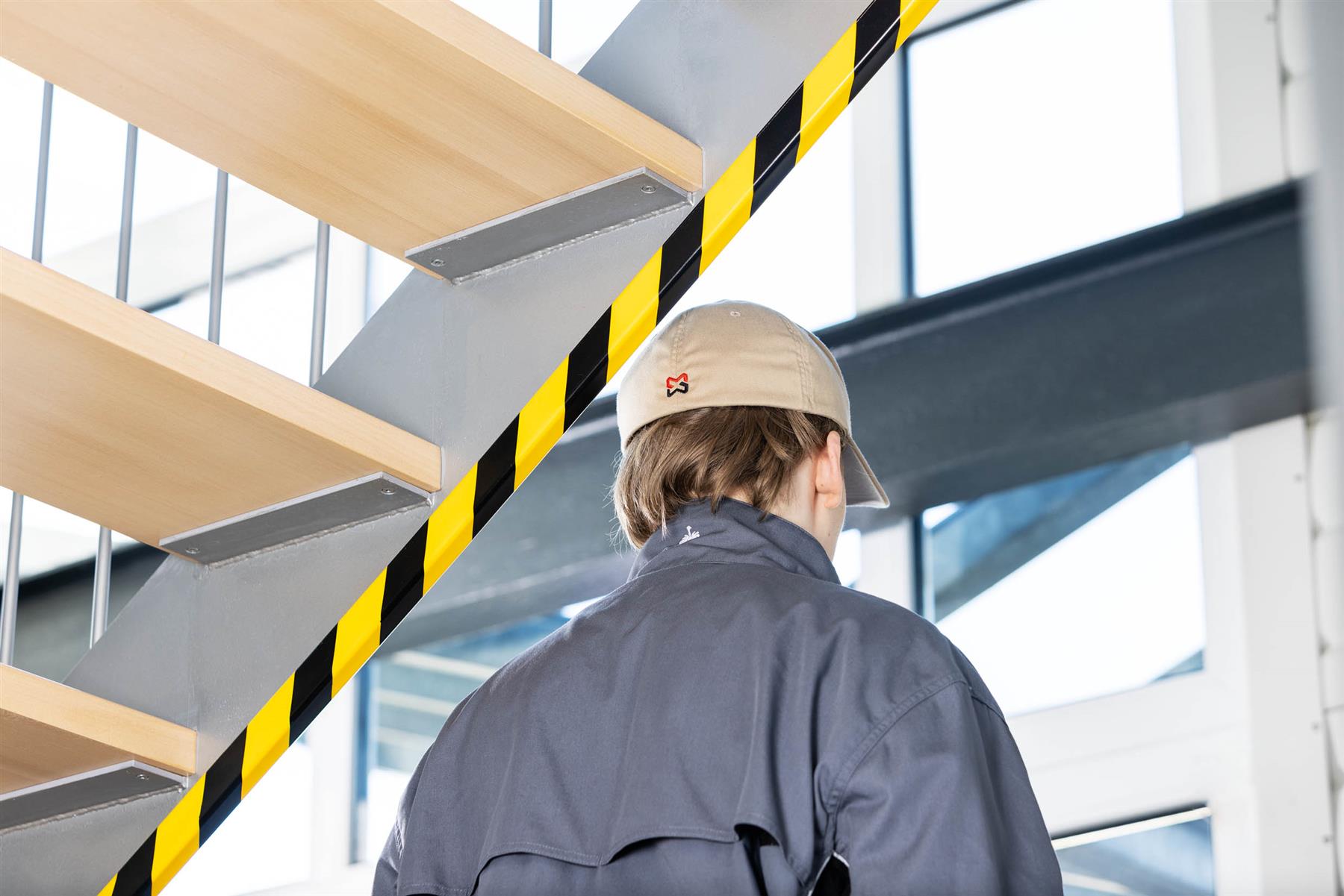 Durable Adhesive Warning Edge Impact Protection Profiles E8 | 1 Meter | Pack of 5